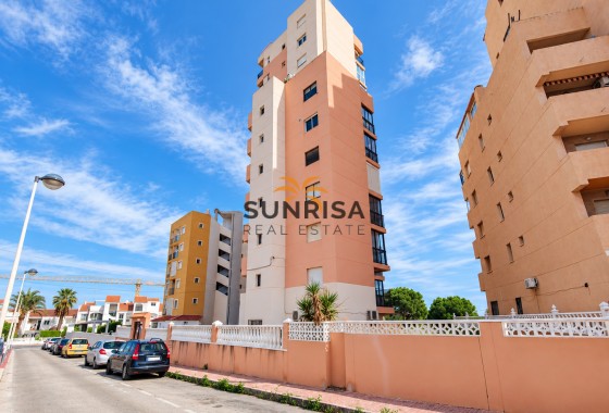 Apartamento · Reventa - Torrevieja · La Mata · Alicante · España