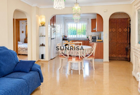 Bungalow · Herverkoop - Orihuela Costa · Lomas de Cabo Roig · Alicante · Spanje