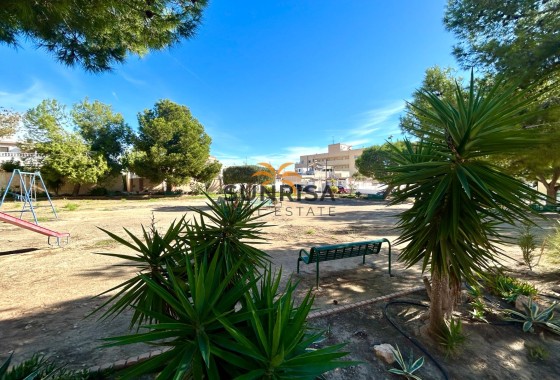 Bungalow · Herverkoop - Orihuela · Orihuela Costa · Alicante · Spanje