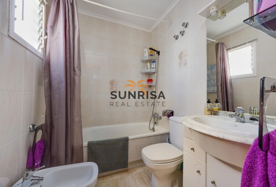 Penthouse · Herverkoop - Torrevieja · Playa del Acequión · Alicante · Spanje