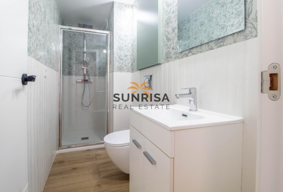 Appartement · Herverkoop - Torrevieja · Acequion · Alicante · Spanje