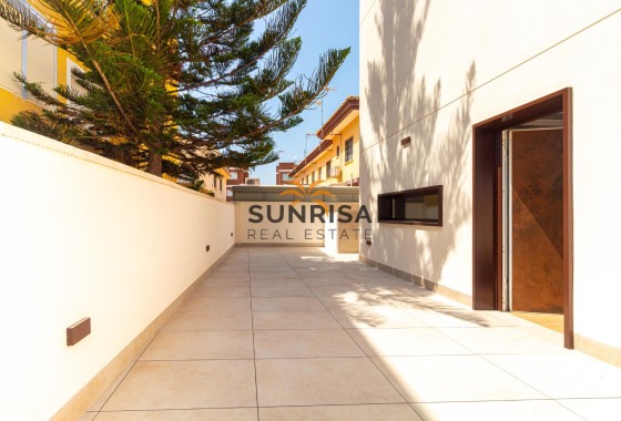 Villa · Herverkoop - Santiago de la Ribera · Murcia · Spanje