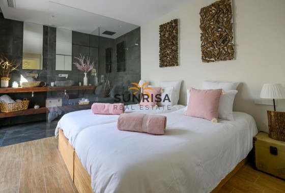 Villa · Herverkoop - Orihuela Costa · Las Colinas Golf · Alicante · Spanje