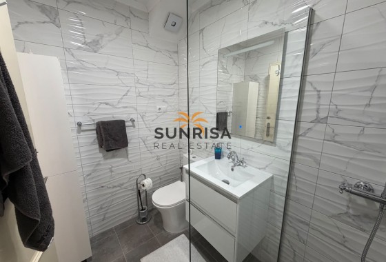 Apartamento · Reventa - Orihuela · Entre Naranjos Vistabella · Alicante · España
