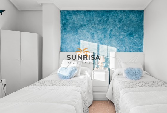 Apartamento · Reventa - Torrevieja · La Mata · Alicante · España