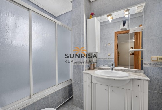 Apartamento · Reventa - Torrevieja · Alicante · España