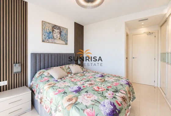 Apartamento · Reventa - Torrevieja · Punta Prima · Alicante · España