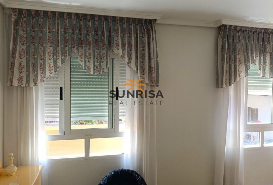 Appartement · Herverkoop - Torrevieja · Playa del Cura · Alicante · Spanje