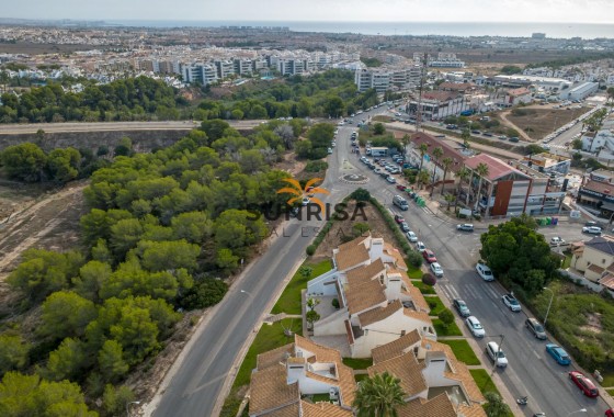 Bungalow · Herverkoop - Orihuela Costa · Villamartín · Alicante · Spanje