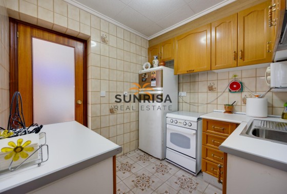 Bungalow · Herverkoop - Torrevieja · Playa del Acequión · Alicante · Spanje
