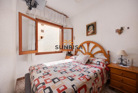 Bungalow · Herverkoop - Torrevieja · Playa del Acequión · Alicante · Spanje