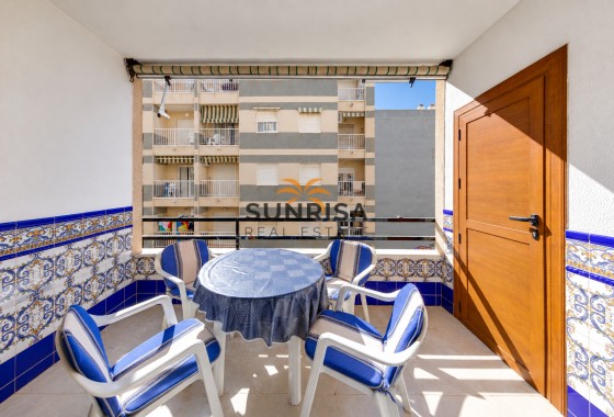Appartement · Herverkoop - Torrevieja · Playa del Cura · Alicante · Spanje