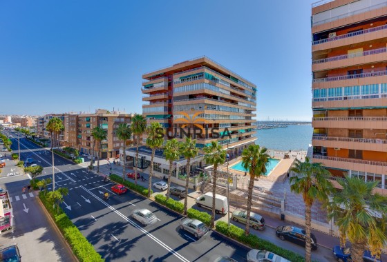 Appartement · Herverkoop - Torrevieja · Playa del Acequión · Alicante · Spanje