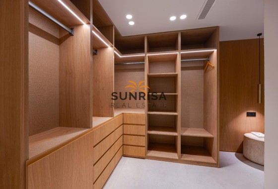 Apartamento · Reventa - Torrevieja · Playa del Acequión · Alicante · España