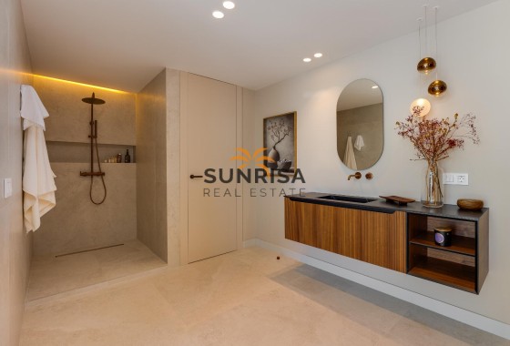 Apartamento · Reventa - Torrevieja · Playa del Acequión · Alicante · España
