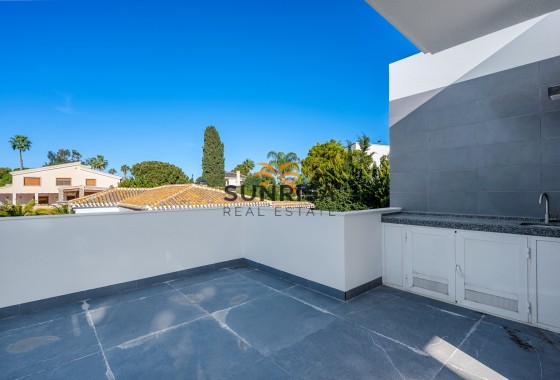 Villa · Herverkoop - Orihuela Costa · Campoamor · Alicante · Spanje