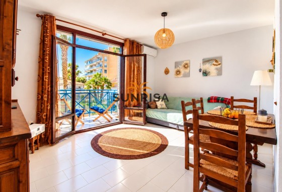 Apartamento · Reventa - Torrevieja · Torreblanca · Alicante · España