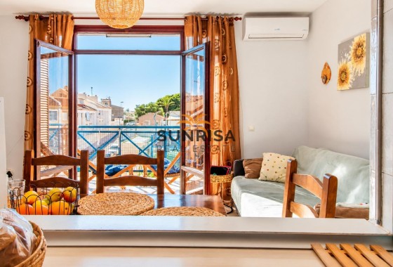 Apartamento · Reventa - Torrevieja · Torreblanca · Alicante · España