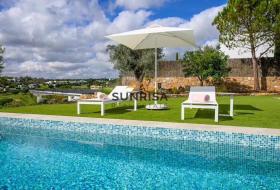 Villa · Reventa - Orihuela Costa · Las Colinas Golf · Alicante · España