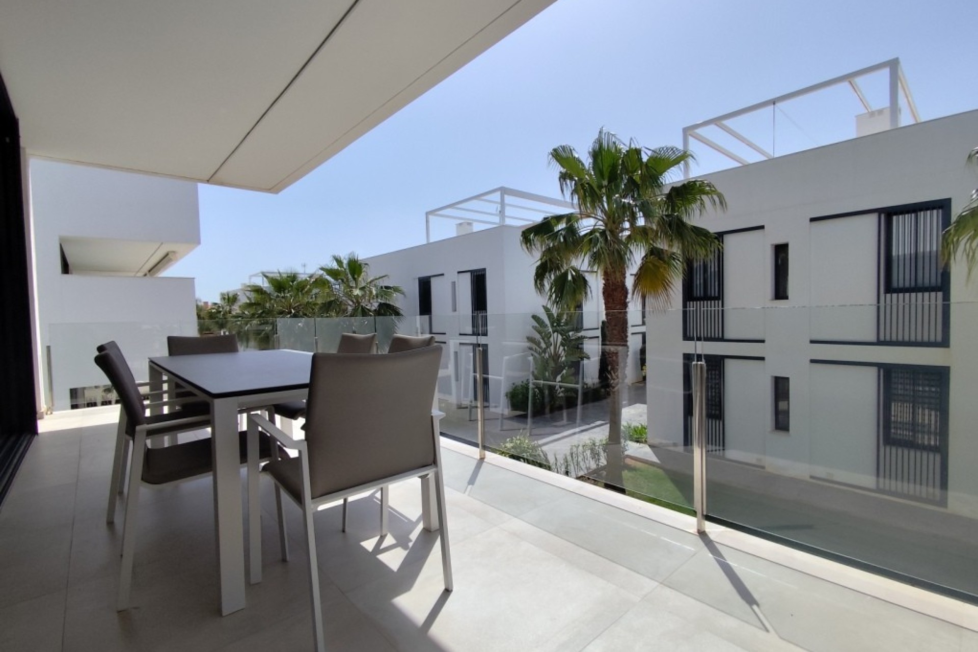 Resale - Penthouse - Mar de Cristal