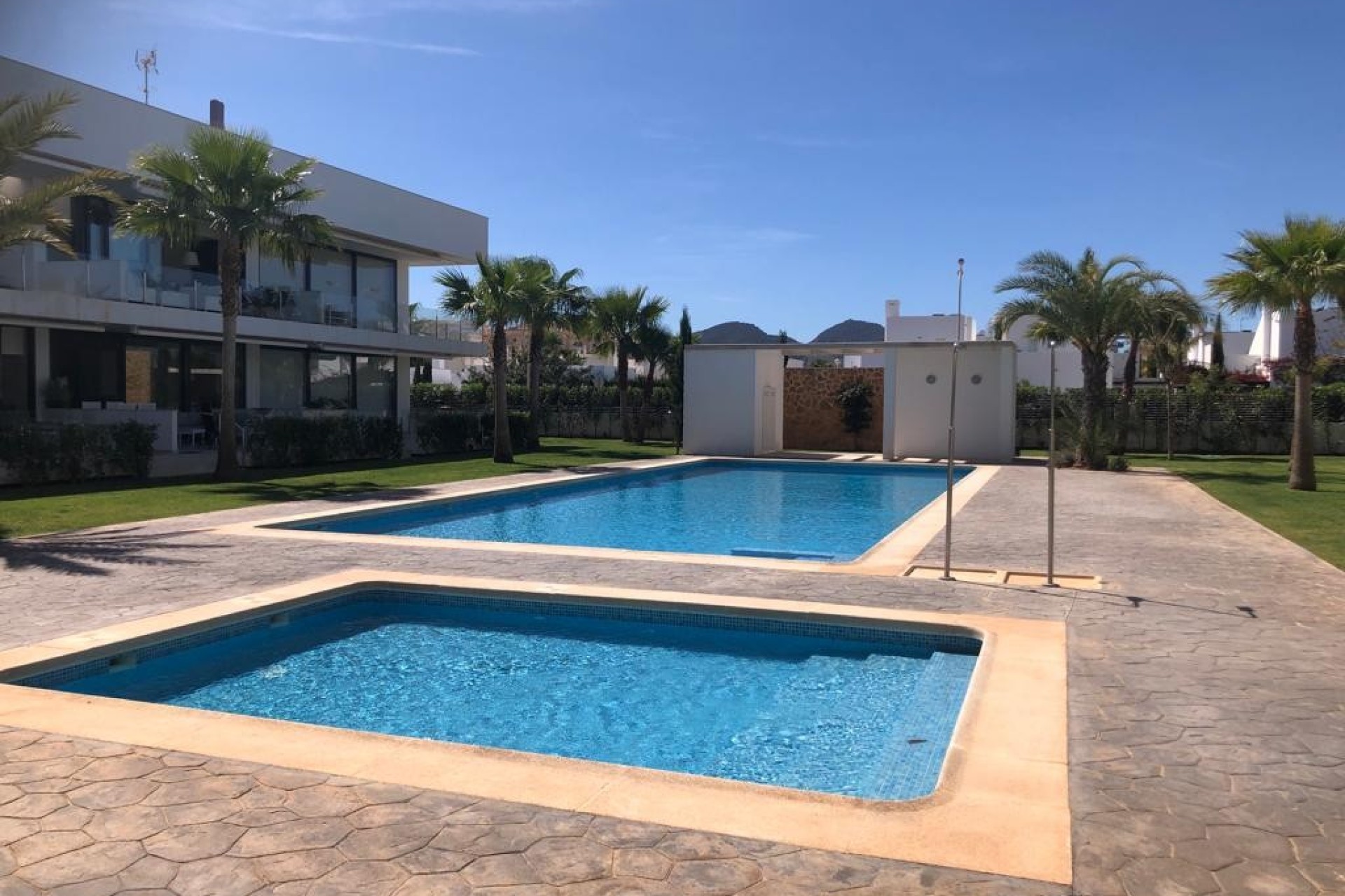 Resale - Penthouse - Mar de Cristal