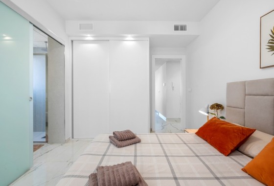 Apartment · Resale - Orihuela Costa · Alicante · Spain