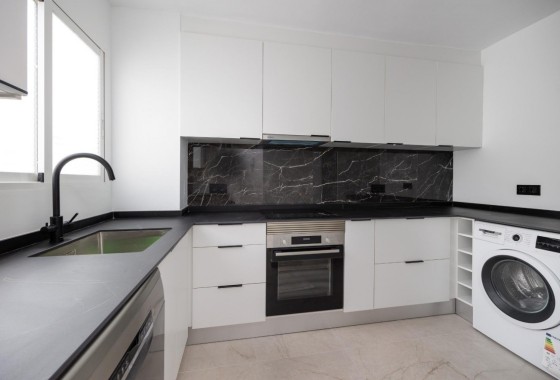 Penthouse · Resale - Playa del Acequion · Alicante · Spain