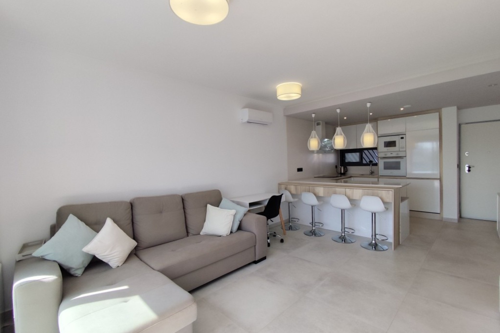 Resale - Penthouse - El Raso