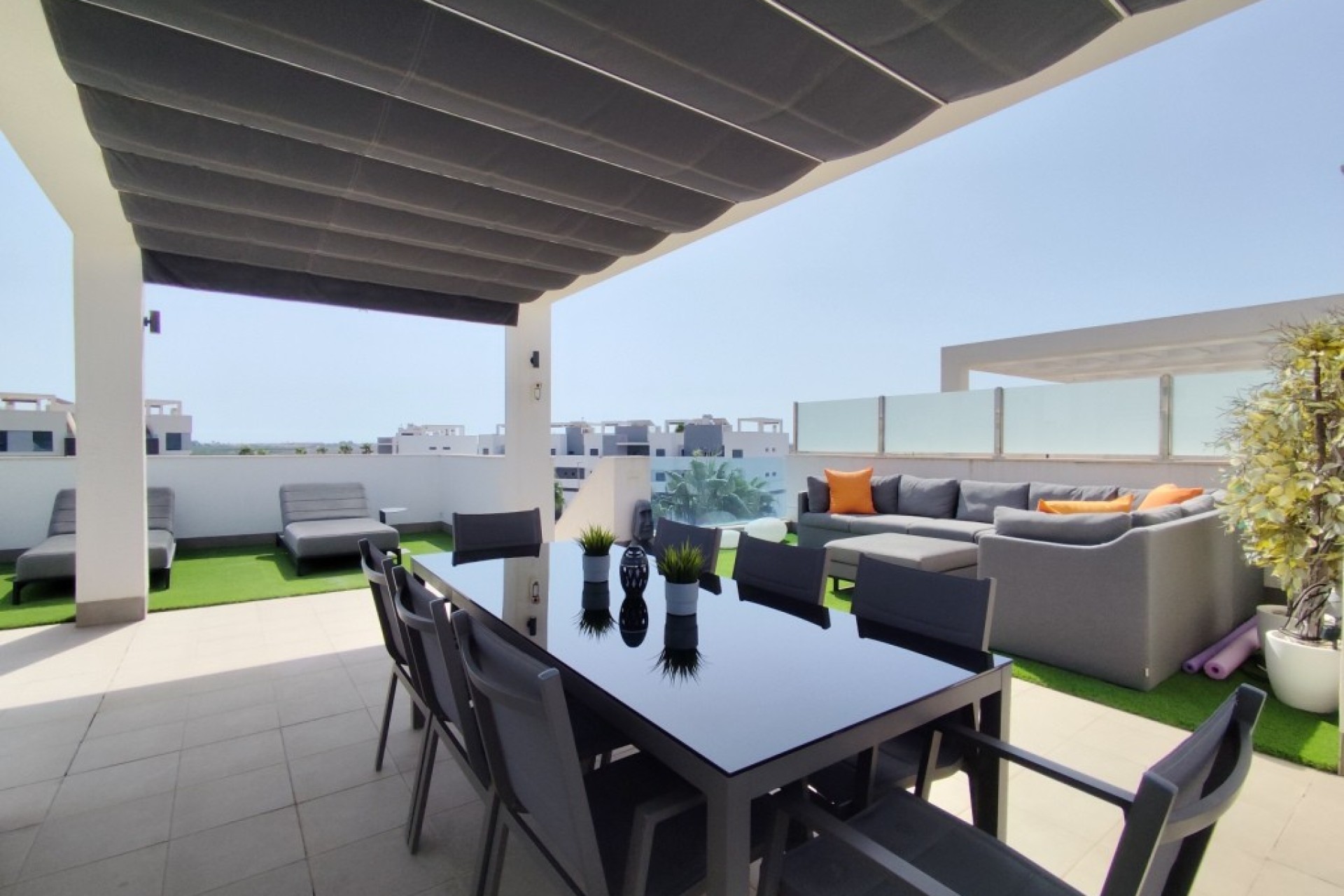 Resale - Penthouse - El Raso