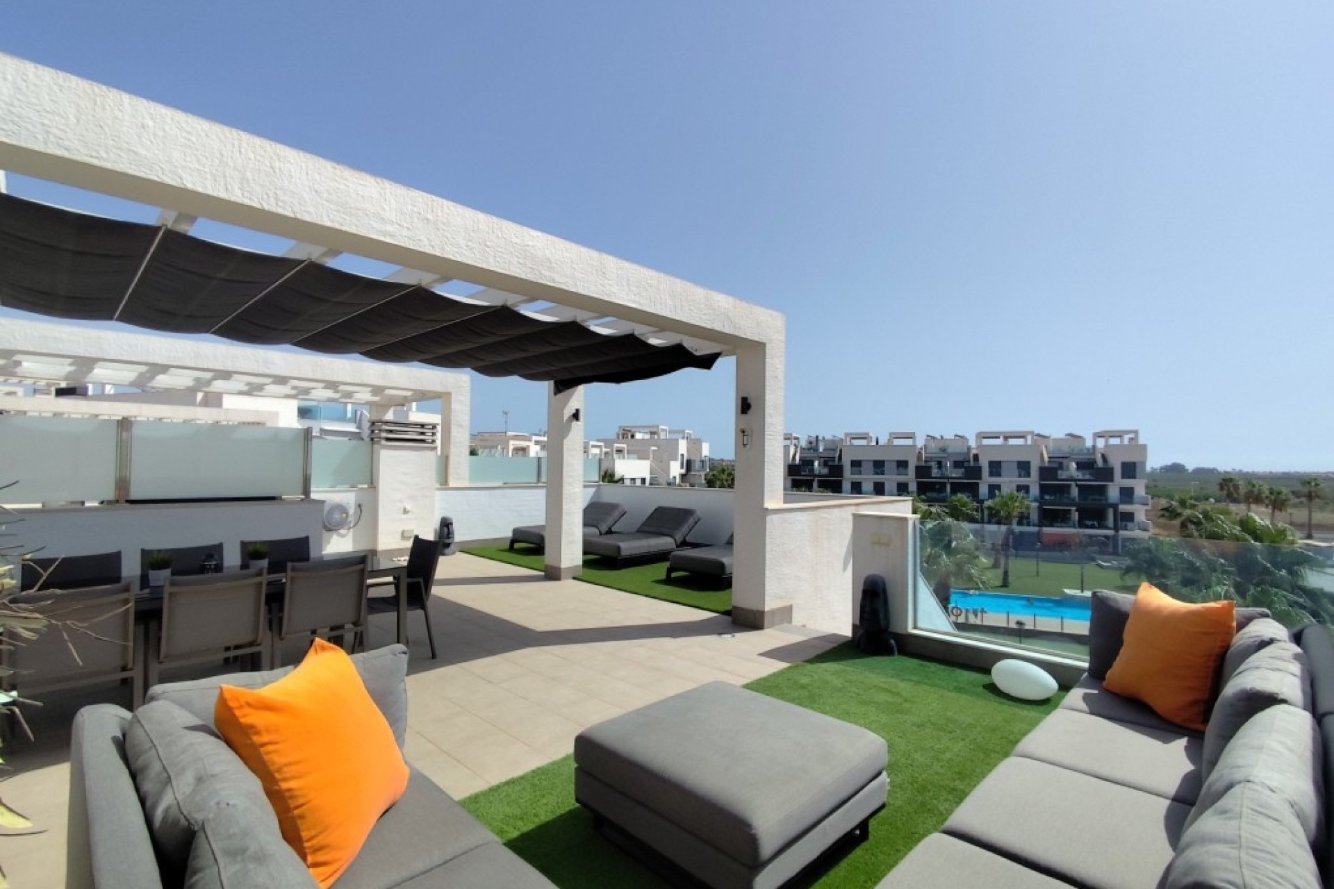 Resale - Penthouse - El Raso