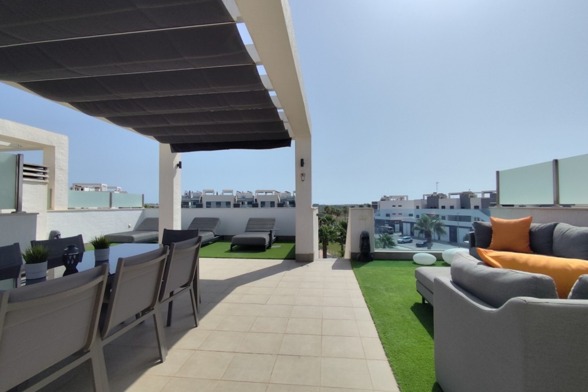 Resale - Penthouse - El Raso