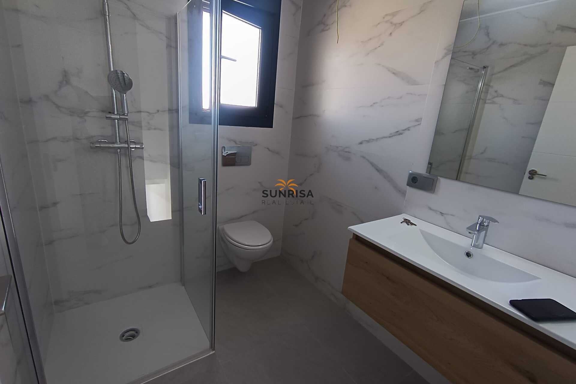 New Build - detached - Daya Nueva