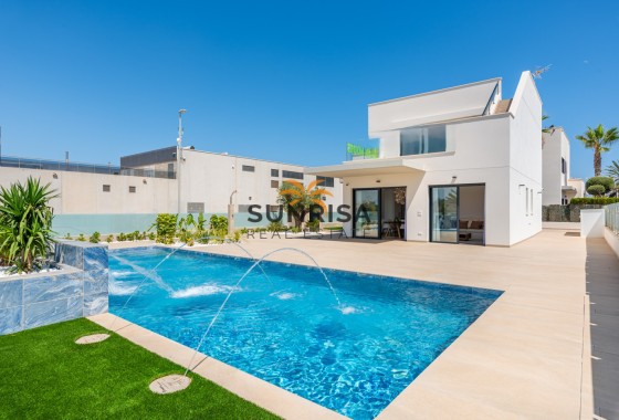 Villa · New Build - Dehesa de Campoamor · Alicante · Spain