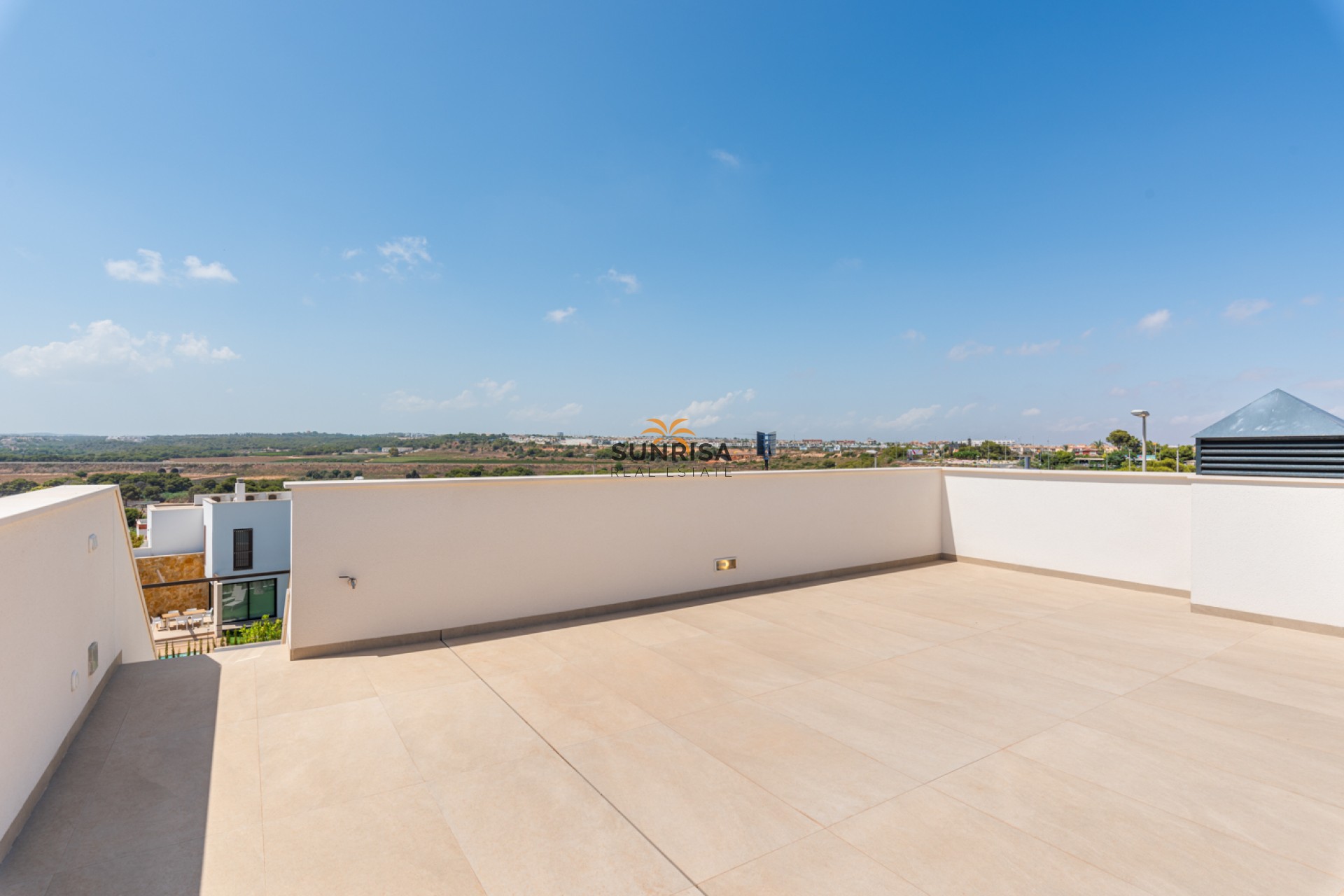 Obra nueva - Villa - Dehesa de Campoamor