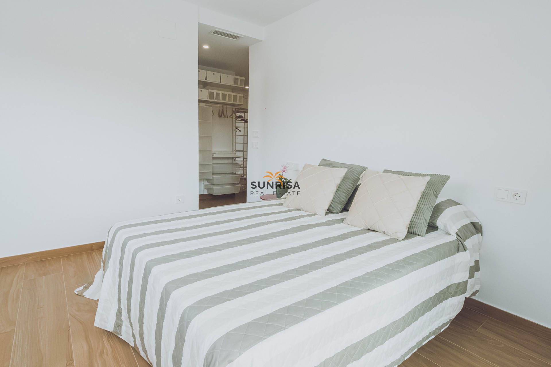 New Build - Penthouse - Redován