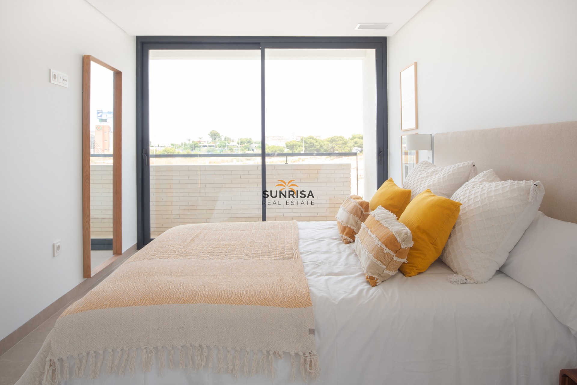Obra nueva - Villa - Dehesa de Campoamor