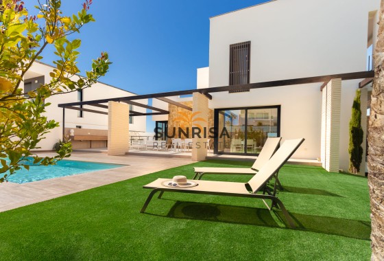 Villa · New Build - Dehesa de Campoamor · Alicante · Spain