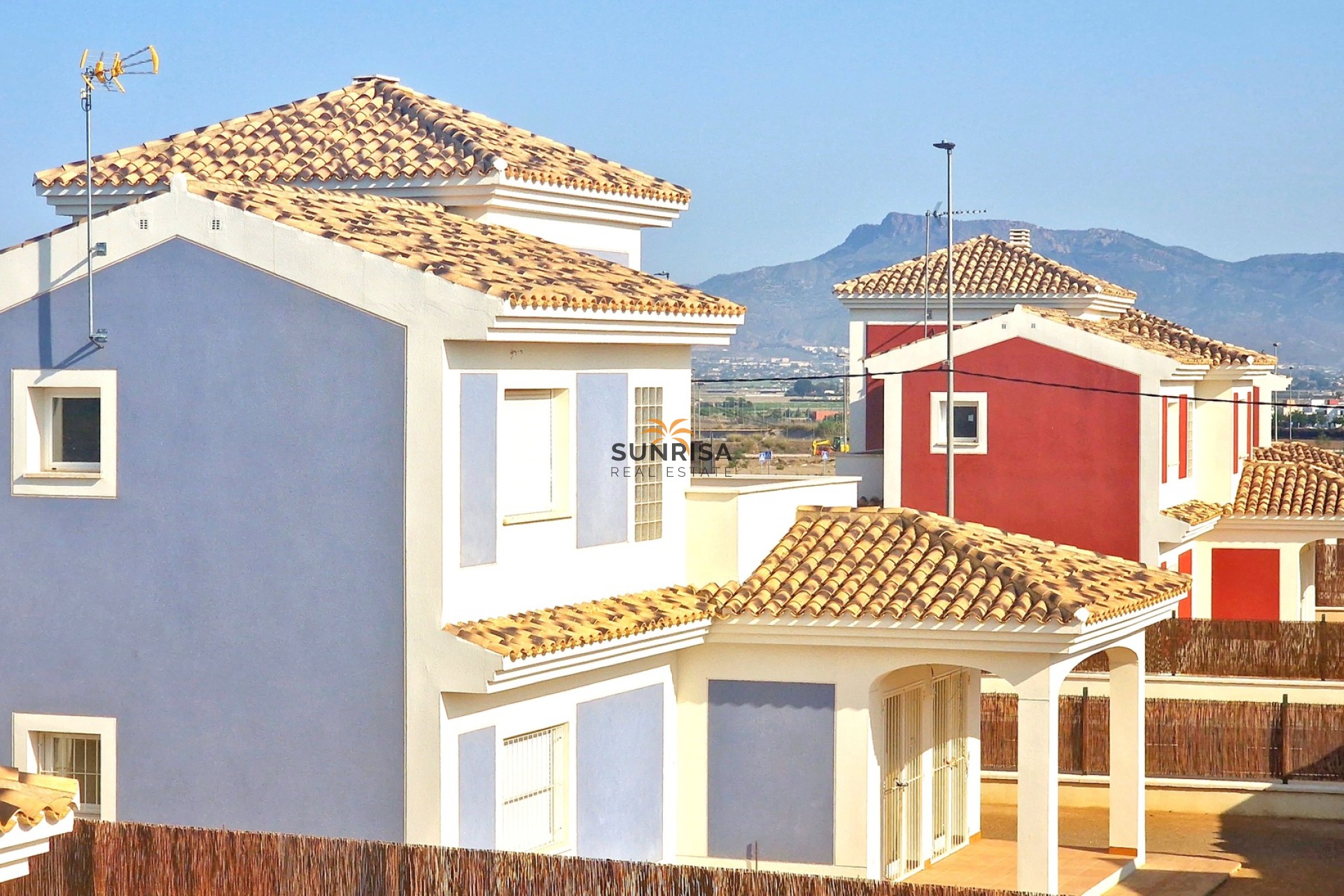 New Build - detached - Purias