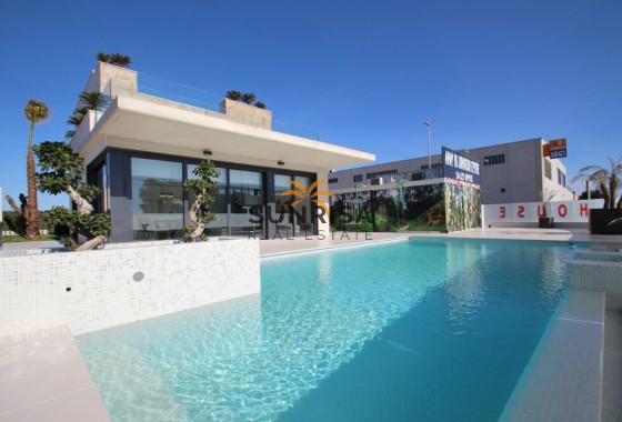 Villa · Obra nueva - San Miguel de Salinas · Alicante · España
