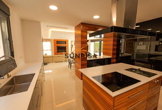 Villa · New Build - Torrevieja · Alicante · Spain