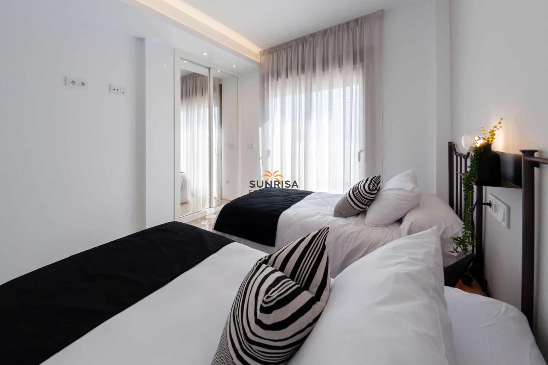 Nouvelle construction - detached - Los Alcázares
