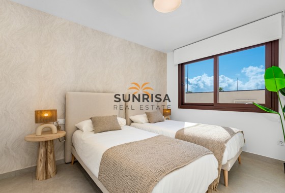 Villa · New Build - Mil Palmeras · Alicante · Spain