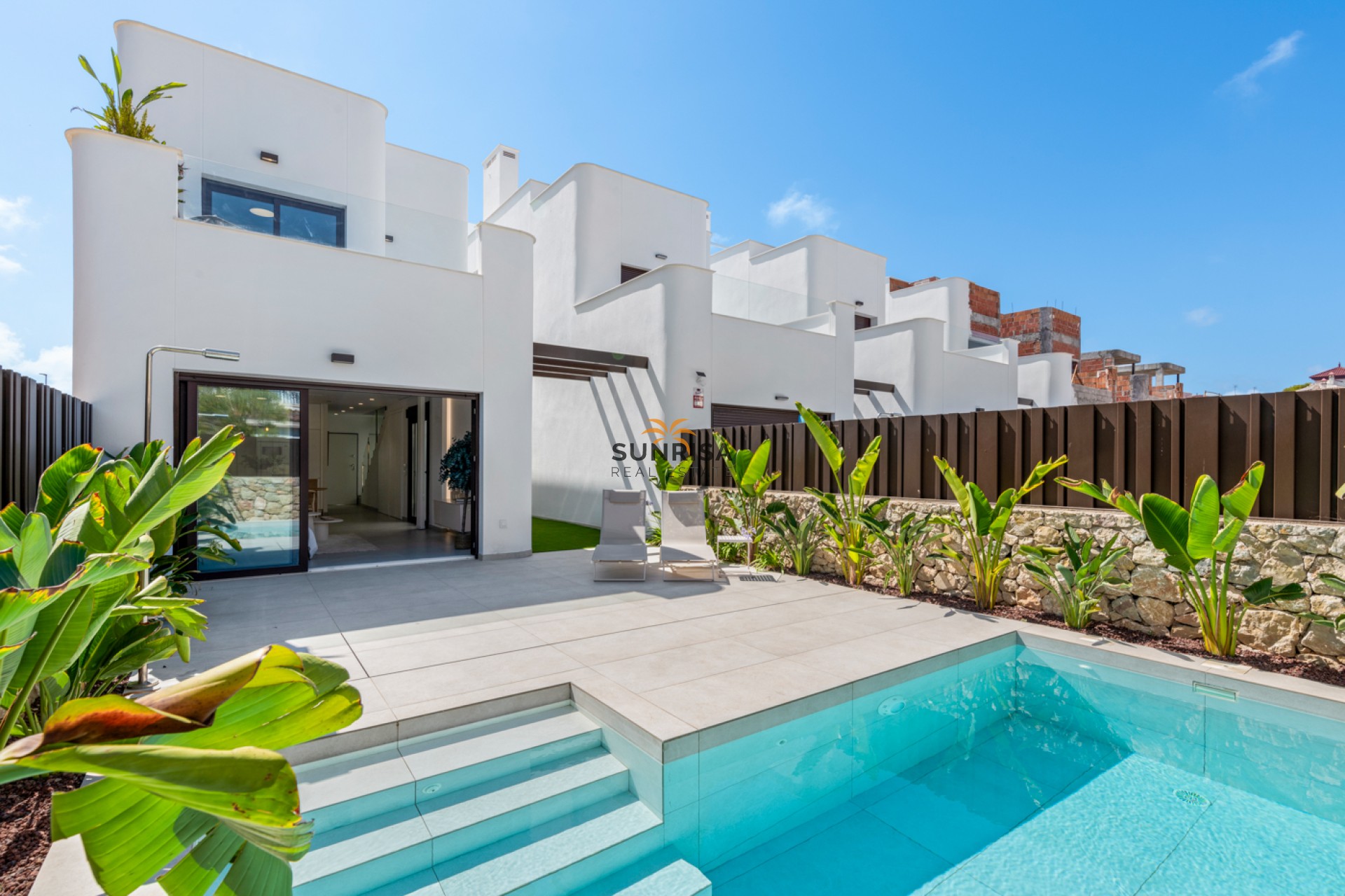 Obra nueva - Villa - Mil Palmeras