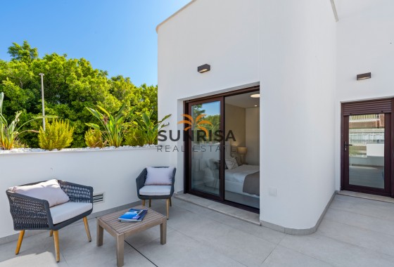 Villa · New Build - Mil Palmeras · Alicante · Spain