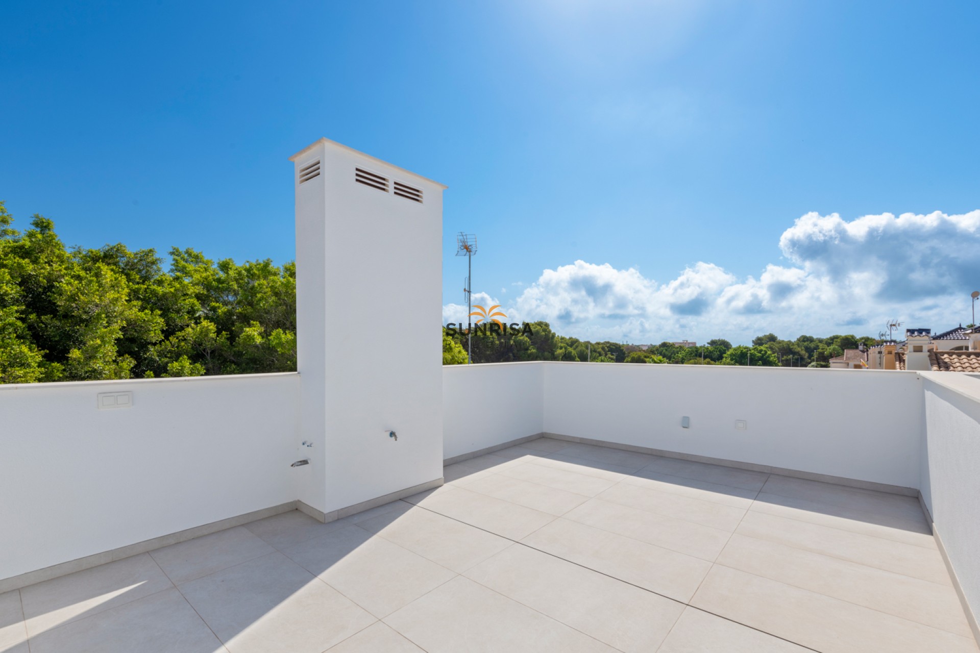 Obra nueva - Villa - Mil Palmeras