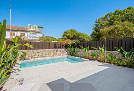 Villa · New Build - Mil Palmeras · Alicante · Spain
