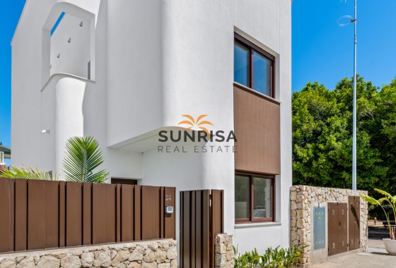 Villa · New Build - Mil Palmeras · Alicante · Spain