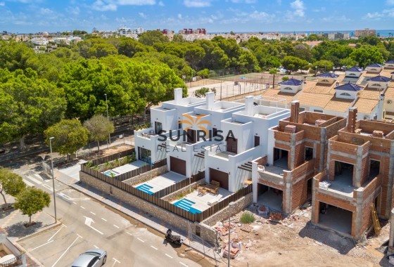 Villa · New Build - Mil Palmeras · Alicante · Spain