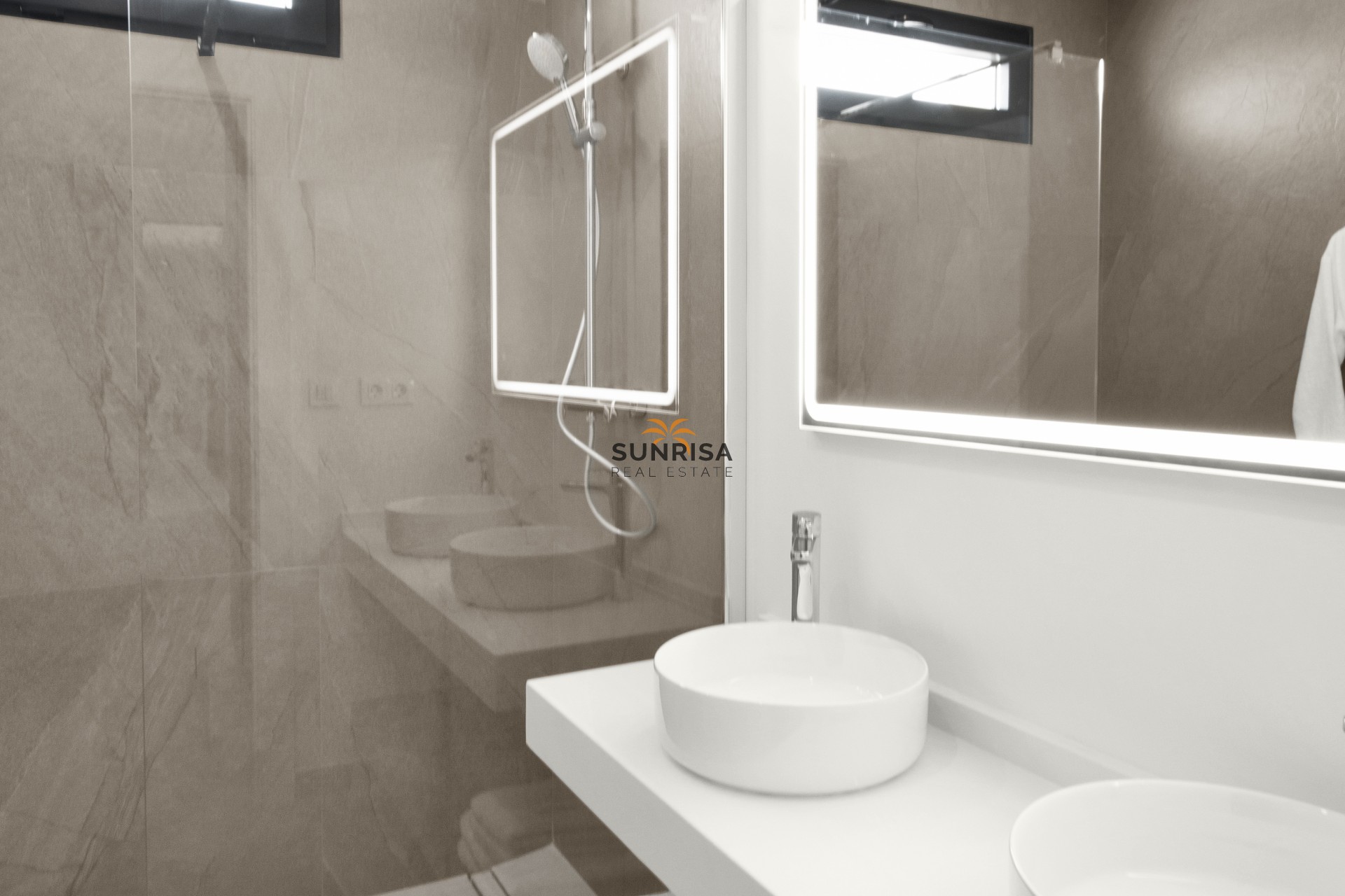 Nouvelle construction - detached - Altaona Golf & Country Village