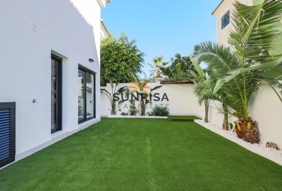 Villa · Obra nueva - Orihuela Costa · Alicante · España
